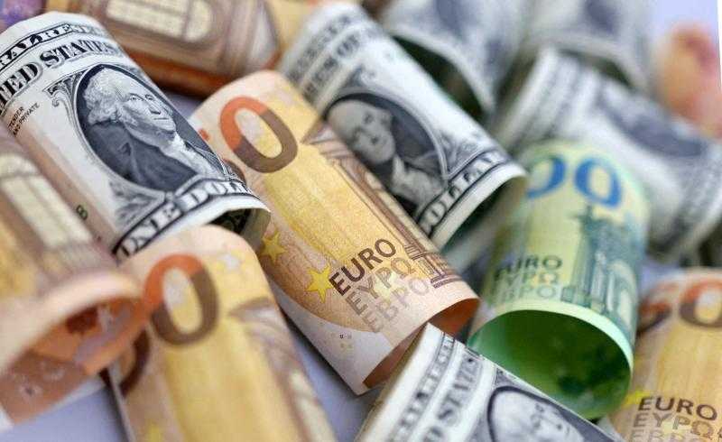 تباين قوي في أسعار العملات الأجنبية في مصر اليوم الاثنين 1-7-2024.. الدولار يسيطر (انفوجراف)