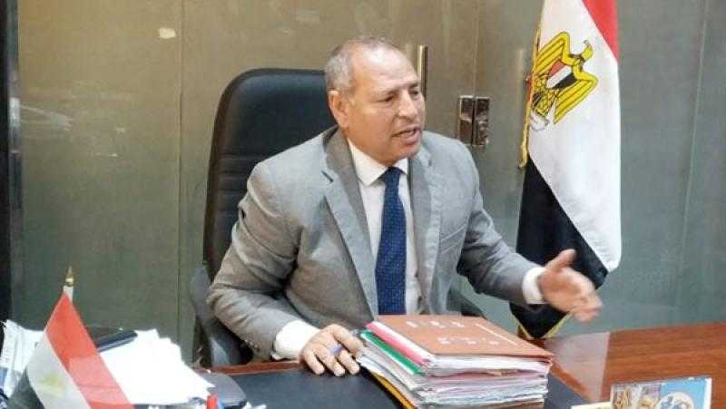 تفقد محافظ القاهرة لأعمال إقامة معارض وبازارات في قرية الفواخير